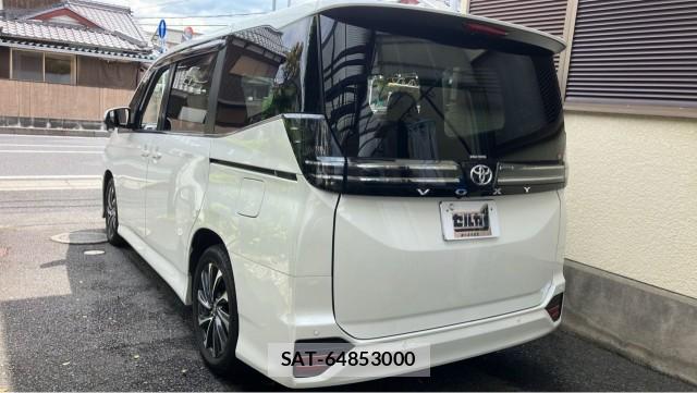 Toyota VOXY 2023-10 8280453-13