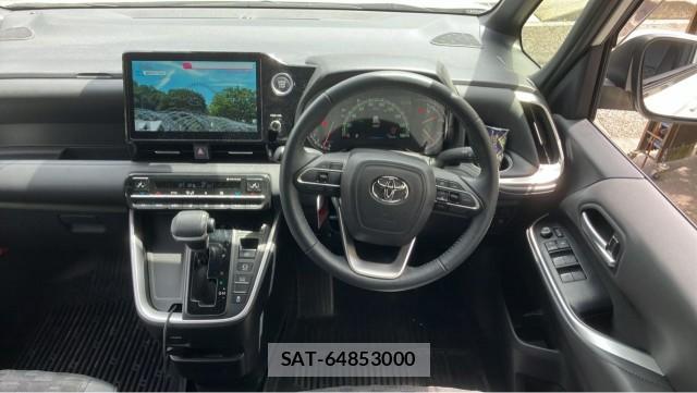 Toyota VOXY 2023-10 8280453-16