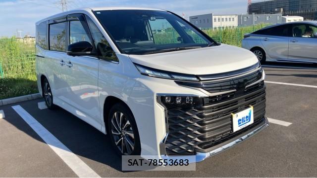Toyota VOXY 2023-07 8280515-11