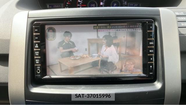 Toyota VOXY 2009-12 8280523-4