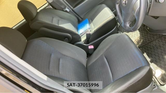 Toyota VOXY 2009-12 8280523-5