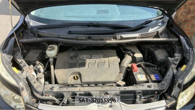 Toyota VOXY 2009-12 8280523-7