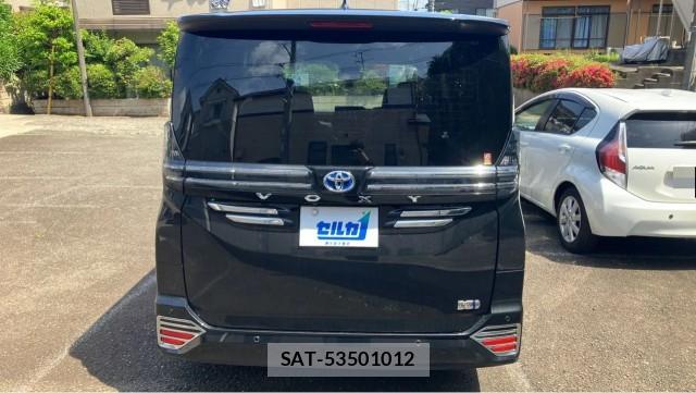 Toyota VOXY 2023-12 8280724-1