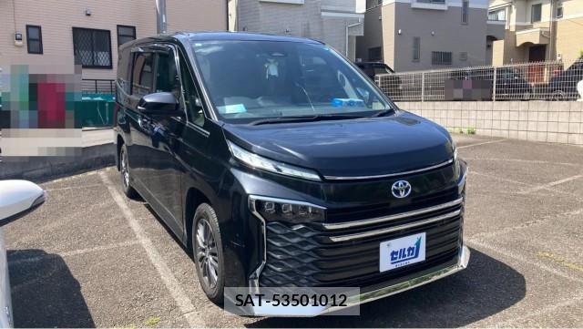 Toyota VOXY 2023-12 8280724-11