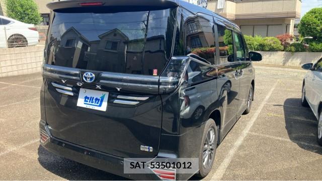 Toyota VOXY 2023-12 8280724-12