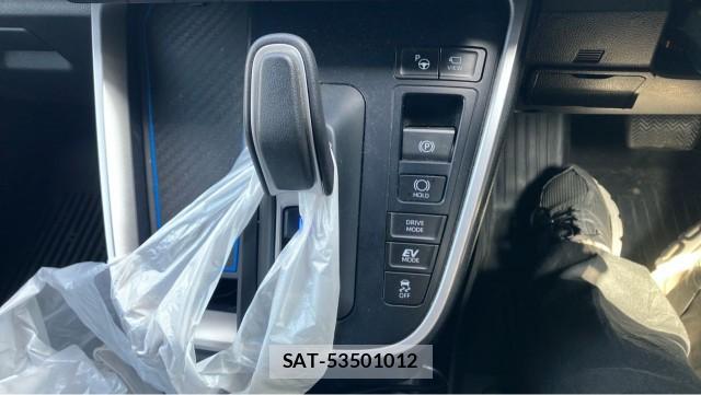 Toyota VOXY 2023-12 8280724-14