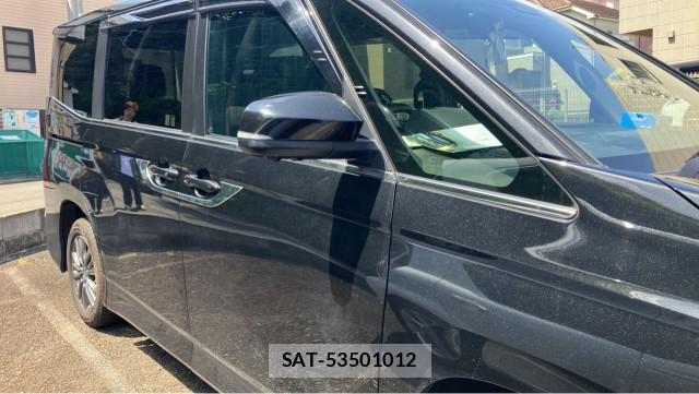 Toyota VOXY 2023-12 8280724-3