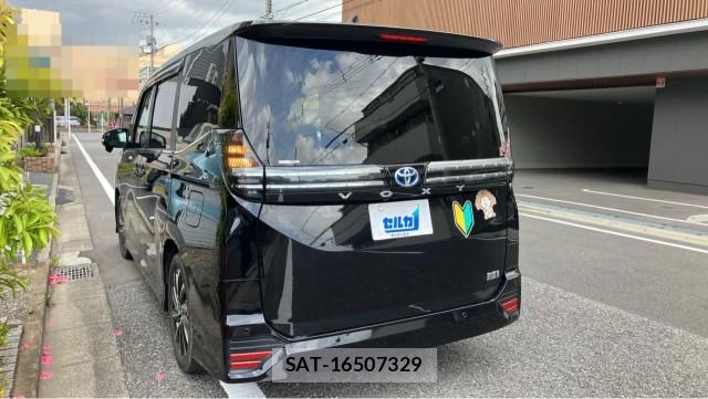 Toyota VOXY 2024-12 8280754-13