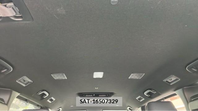 Toyota VOXY 2024-12 8280754-15