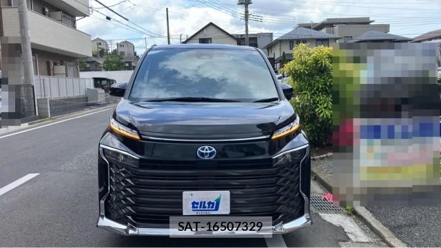 Toyota VOXY 2024-12 8280754-9
