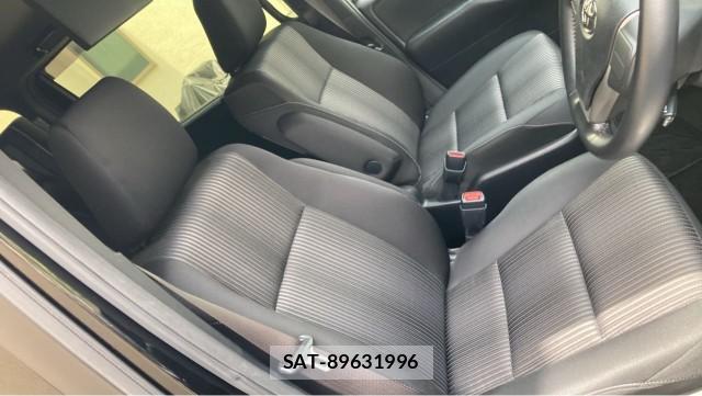Toyota VOXY 2019-02 8280926-5
