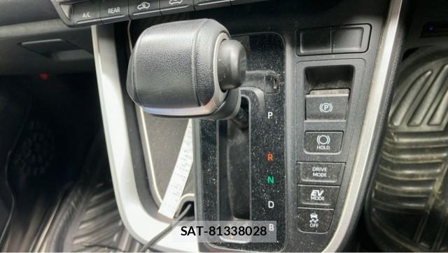 Toyota VOXY 2022-12 8281013-14