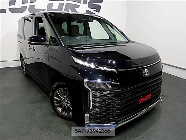 Toyota VOXY 2023-06 8281259-1