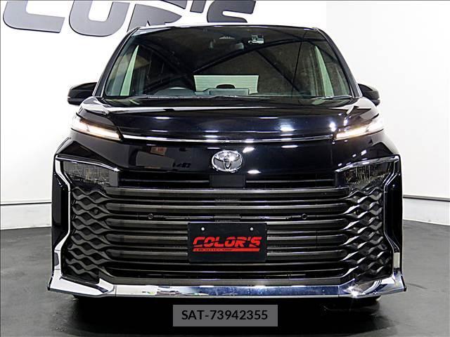 Toyota VOXY 2023-06 8281259-4