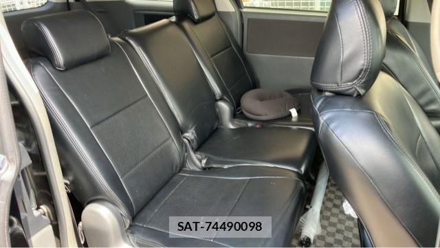Toyota VOXY 2009-01 8281377-6
