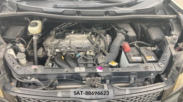 Toyota VOXY 2010-07 8281428-7