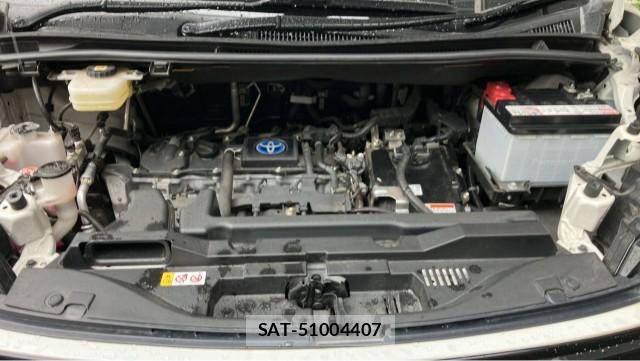 Toyota VOXY 2023-10 8281506-7