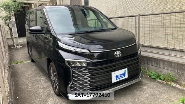 Toyota VOXY 2023-07 8281539-11