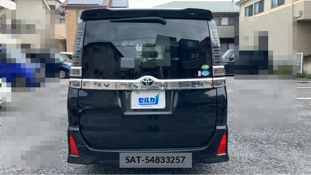 Toyota VOXY 2017-09 8281596-1