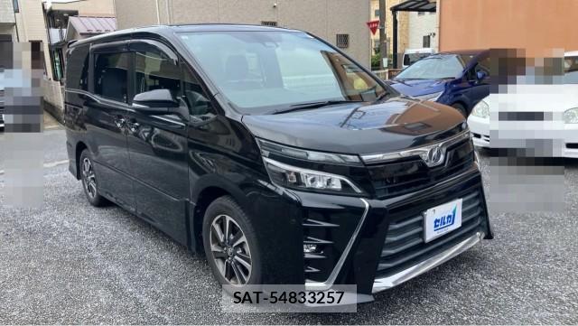 Toyota VOXY 2017-09 8281596-11