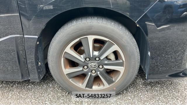 Toyota VOXY 2017-09 8281596-8