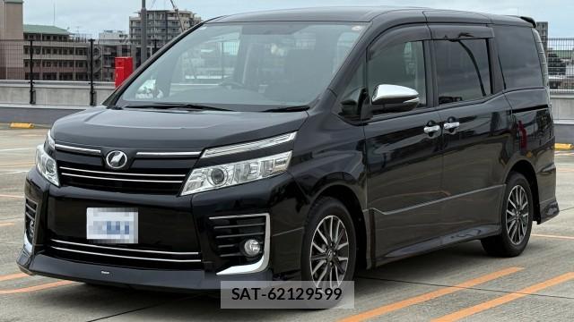 Toyota VOXY 2015-12 8281635-0