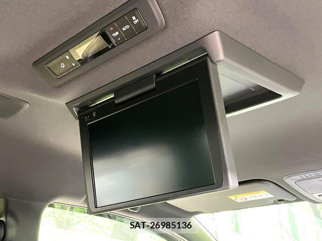 Toyota VOXY 2019-01 8281779-2