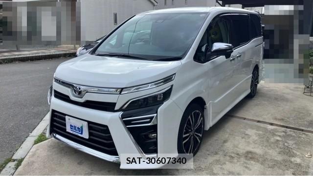 Toyota VOXY 2020-07 8281805-0