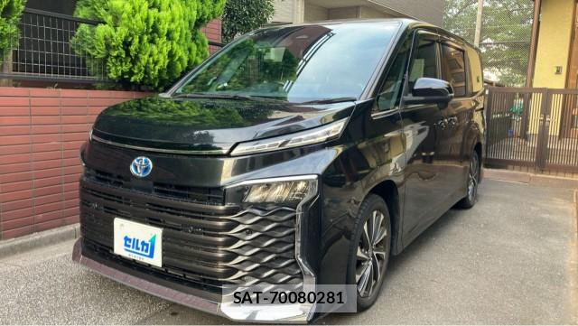 Toyota VOXY 2022-12 8281815-0