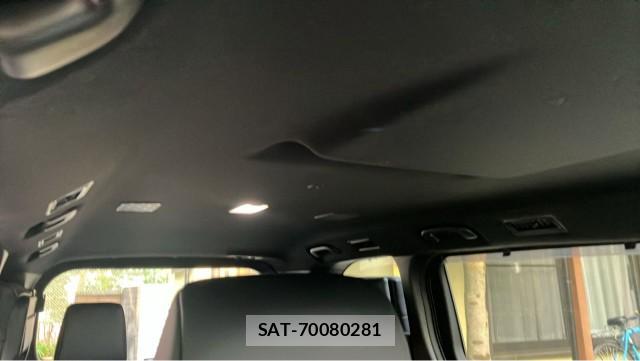 Toyota VOXY 2022-12 8281815-15