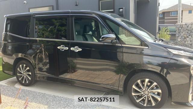 Toyota VOXY 2025-07 8281837-10