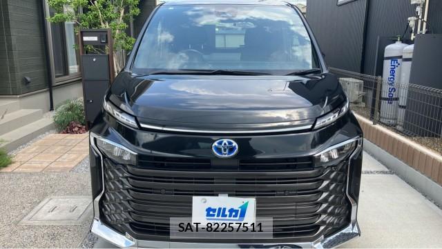 Toyota VOXY 2025-07 8281837-9