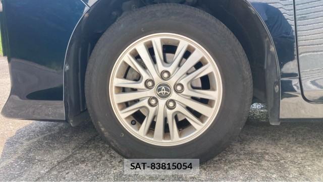 Toyota VOXY 2015-04 8281879-8