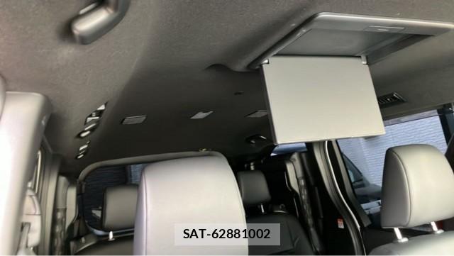 Toyota VOXY 2025-04 8281908-15