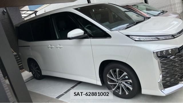 Toyota VOXY 2025-04 8281908-3