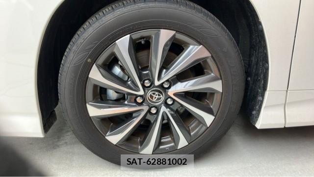 Toyota VOXY 2025-04 8281908-8