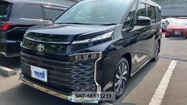 Toyota VOXY 2026-02 8281945-0