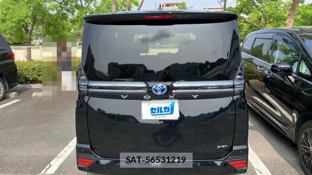Toyota VOXY 2026-02 8281945-1