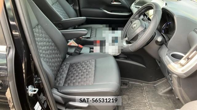 Toyota VOXY 2026-02 8281945-5
