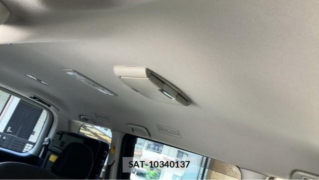 Toyota VOXY 2010-07 8281964-15
