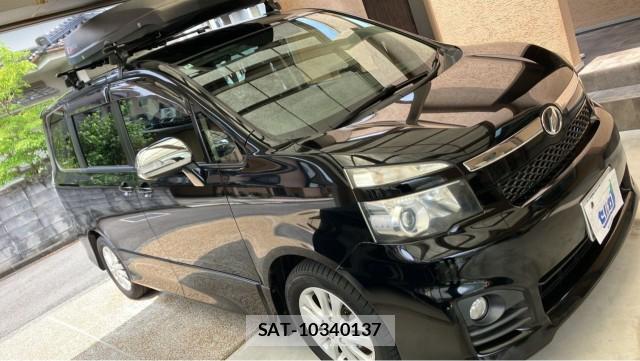 Toyota VOXY 2010-07 8281964-3
