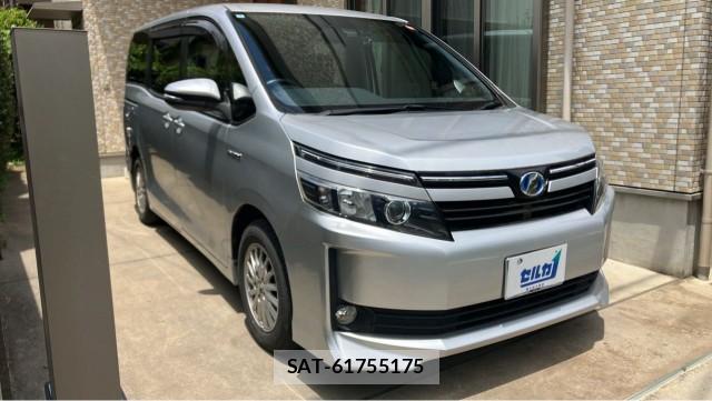 Toyota VOXY 2016-11 8282295-0