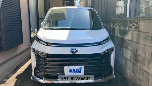 Toyota VOXY 2024-08 8282401-9