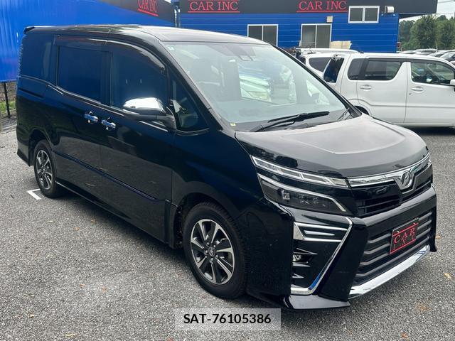 Toyota VOXY 2018-04 8282565-2