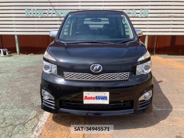 Toyota VOXY 2012-06 8282643-4