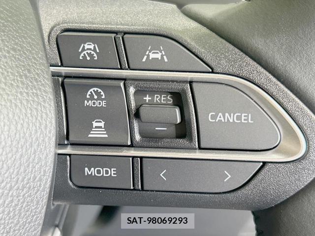 Toyota VOXY 2026-06 8282793-5