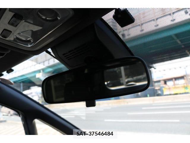 Toyota VOXY 2020-09 8282872-9