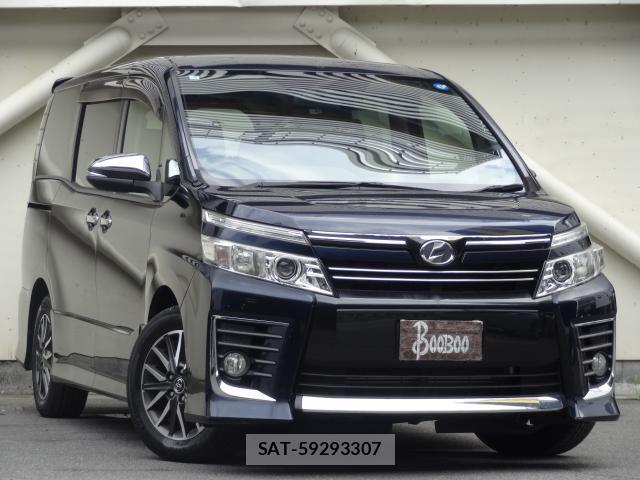 Toyota VOXY 2015-02 8282936-3