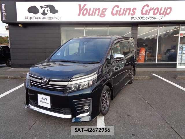 Toyota VOXY 2016-08 8282988-8