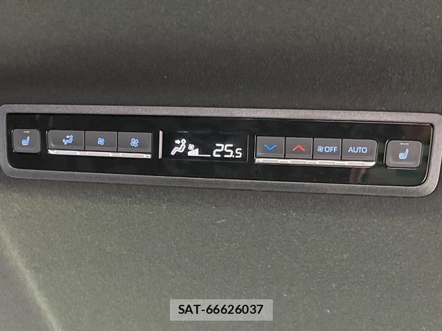 Toyota VOXY 2025-02 8283028-7